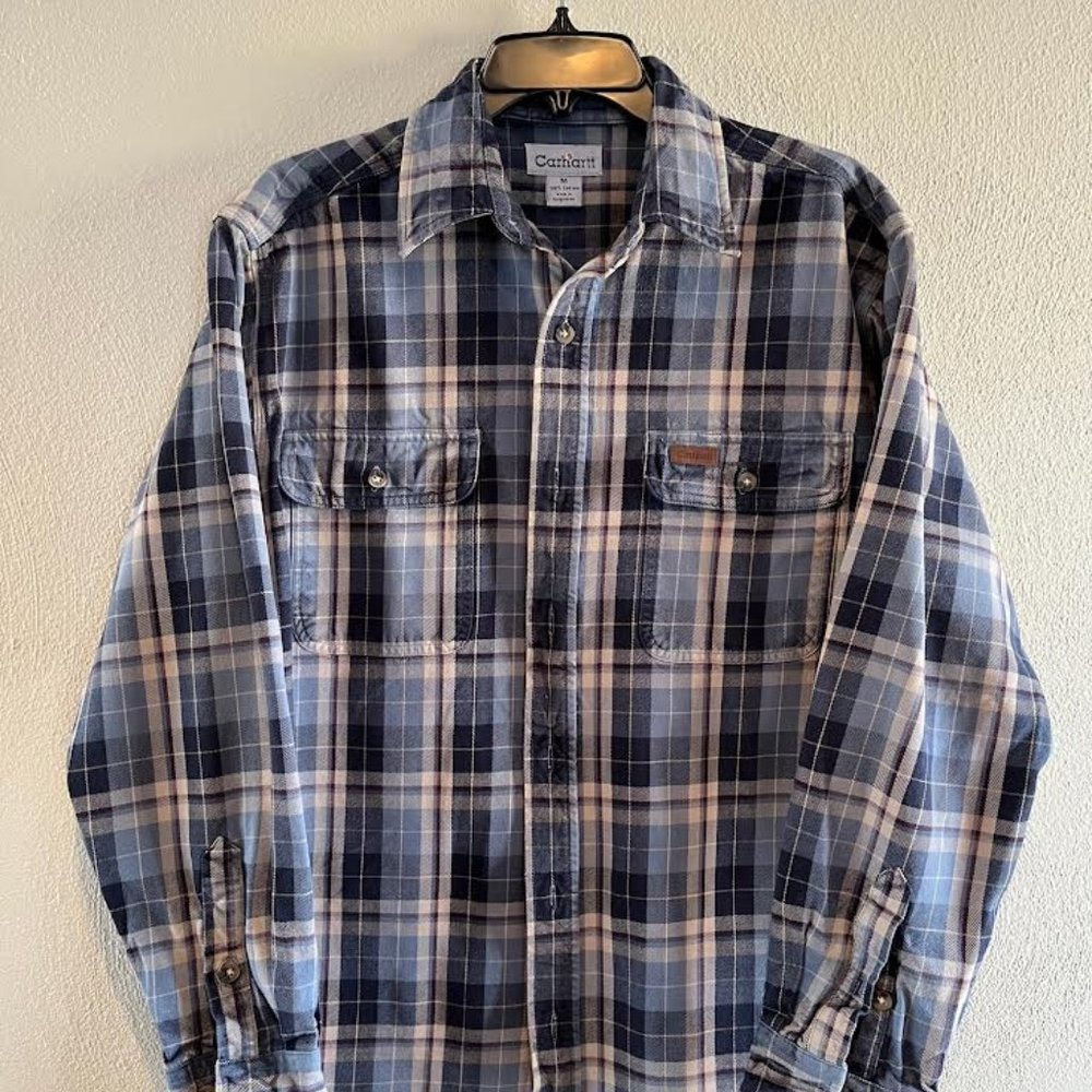 Men's heavywieght Carhartt shirt. Size M. Blue/cream/red